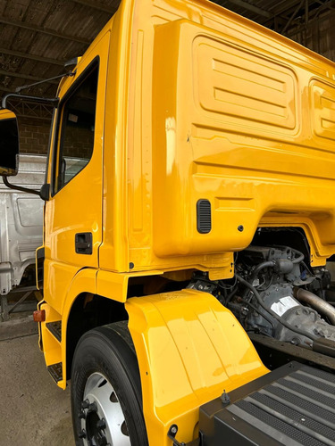 Mb Mercedes Atego 1419 Ce 4x2 Ano 2015 No Chassi