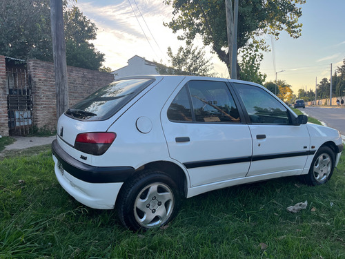 Peugeot 306 1.8 Xr