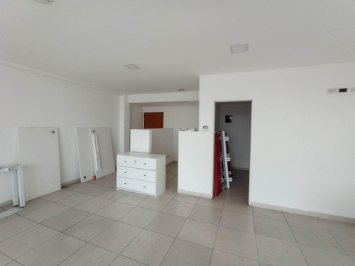 Imagen 21 de 23 de Oficinas Premium De 70 - M2 En Florida Oeste, Próximo A Panamericana - Cercana A Capital
