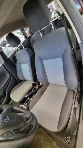 Imagen 14 de 15 de Ford Fiesta 1.6 Se Hatchback Mt 2016