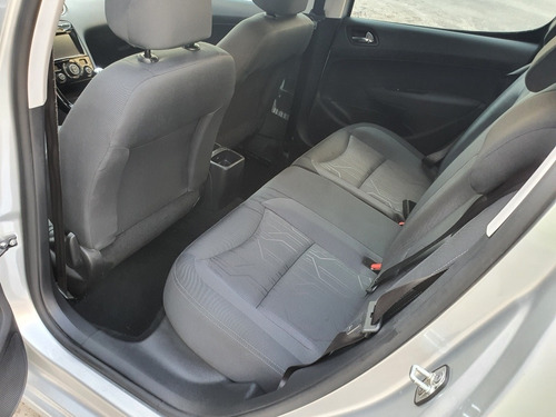 Imagen 11 de 13 de Peugeot 308 2018 1.6 Allure