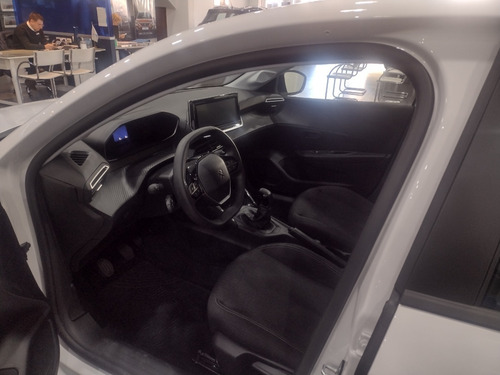 Imagen 6 de 17 de Peugeot 208 New Like 1.2