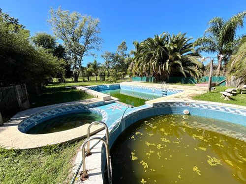 Hermosa Casa Quinta (barrio Los Antiguos)