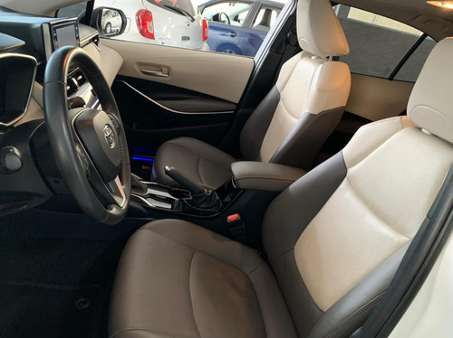 Imagem 8 de 13 de Toyota Corolla 1.8 Altis Premium Hybrid Flex Aut. 4p Hibrido