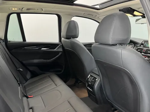 BMW X3 2.0 sDrive20iA At