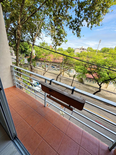 Departamento En Venta Con Cochera En Victoria