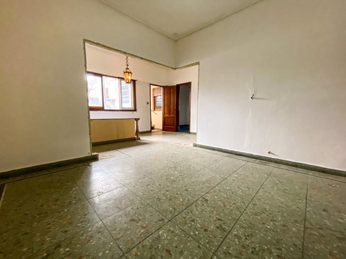 Imagen 1 de 14 de Venta Galpón / Fábrica Con Vivenda - Villa Lynch