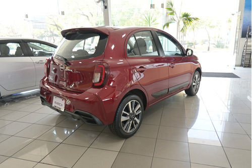 Nissan March 1.6 Exclusivo Mt