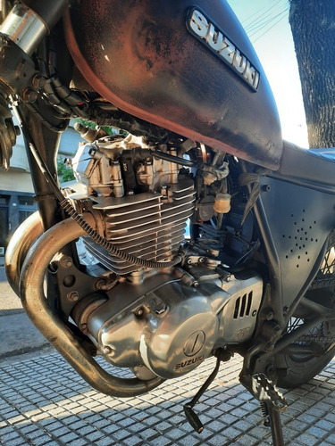 Suzuki Gn 250