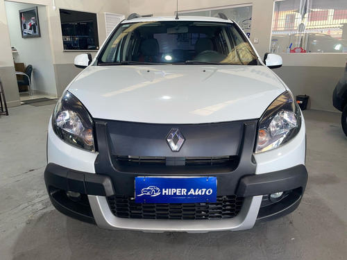 Renault Sandero STEPWAY Hi-Flex 1.6 16V 5p Aut.