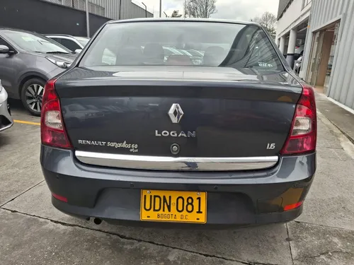 Renault Logan Expressión 1.6 Mt (udn081) Lc