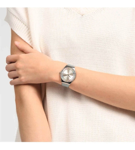 Imagen 2 de 2 de Reloj Swatch Mujer Holiday Collection Syxs144 Gleam Team