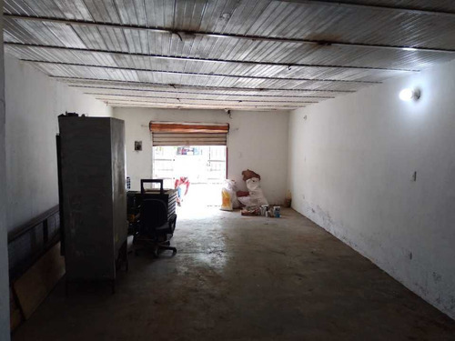 Imagen 3 de 8 de Local Comercial En Alquiler. Entre Urb. San José Y Piñonal. Maracay