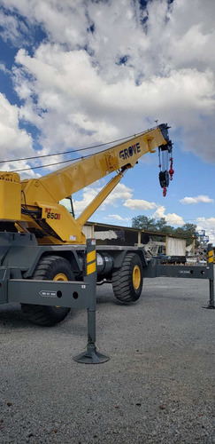 Imagen 7 de 13 de Grua Grove Rt650e Año 2000 Capacidad 50 Ton