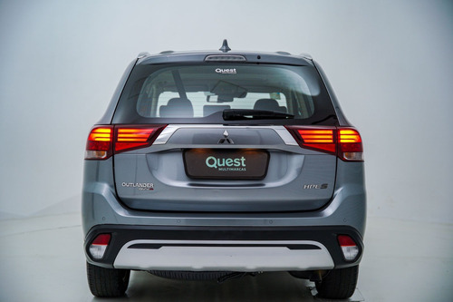 Mitsubishi Outlander HPE-S 3.0 V6 4x4 5p Aut.