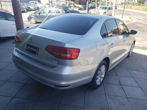Volkswagen Vento 2.0 Advance 115cv 2015