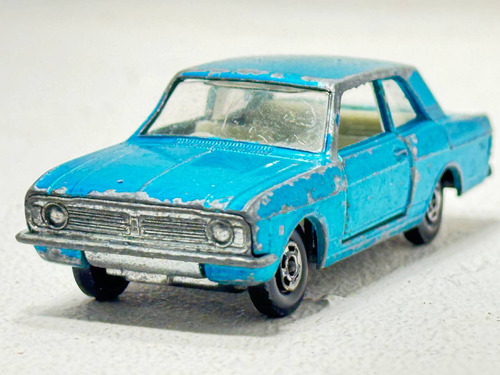 Antigo Matchbox Superfast Ford Cortina No. 25 