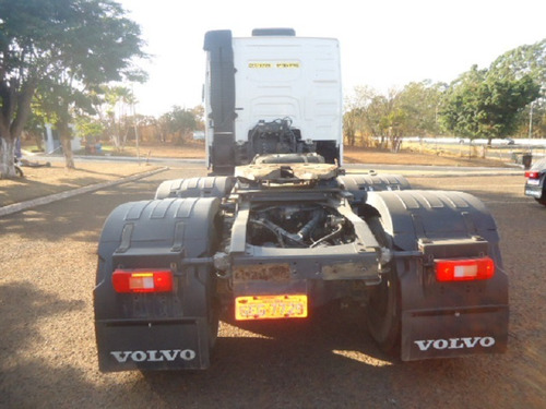 Imagem 5 de 14 de Volvo Fh 540 6x4 Boogie Pesado