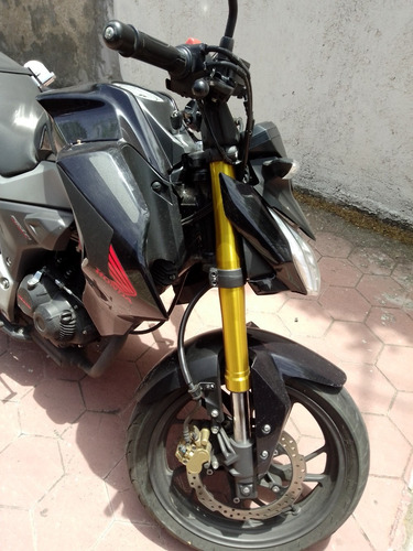 Imagen 3 de 12 de Honda Cb190r