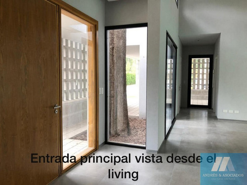 Imagen 6 de 13 de Venta Casa Bella Vista, B° Cdo Los Berros Ii