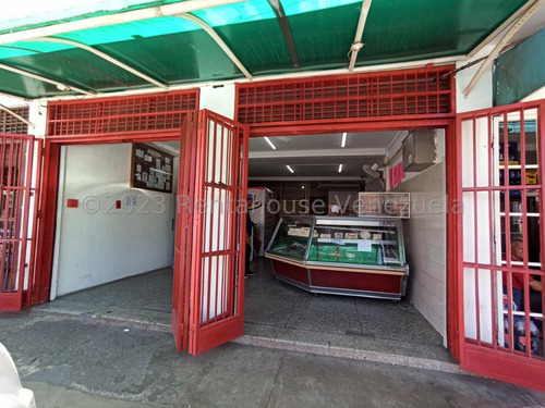 Vende Frigorífico Con Excelente Punto Comercial, Zona Muy Concurrida De Turmero Aragua 24-1133 Irrr