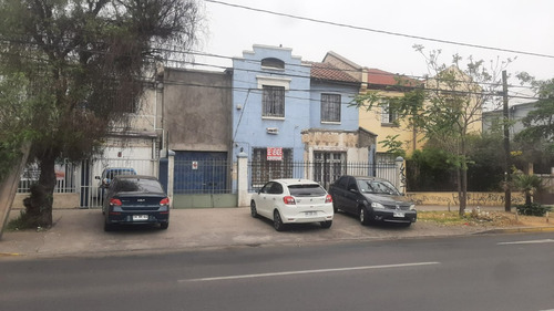 Casa Ideal Para Negocio, Cercana Al Metro Rondizzoni.