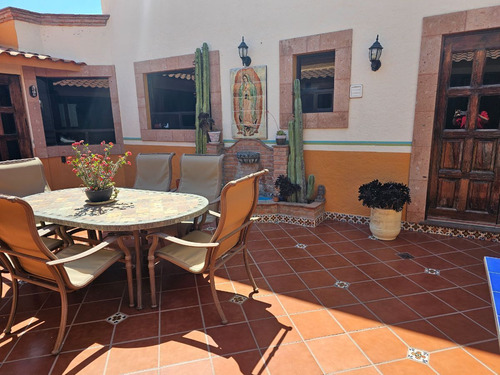 Casa En Venta Tipo Hacienda De Un Piso En Juriquilla Queretaro