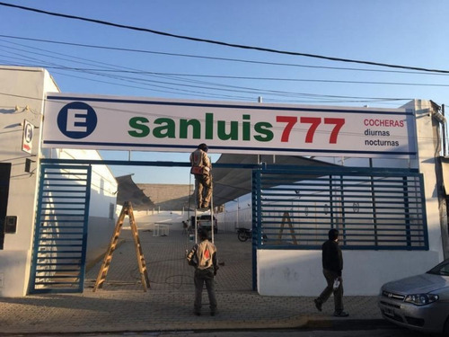 San Luis 700