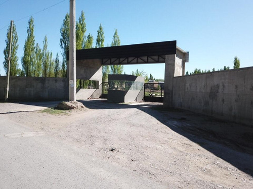 Remax Vende Terreno En Barrio Finca Costa Serena