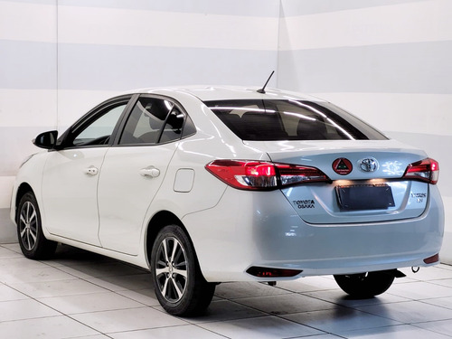 Toyota Yaris Sedán 1.5 16V FLEX SEDAN XS MULTIDRIVE