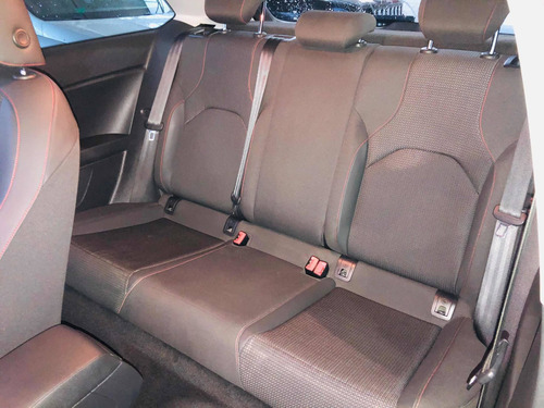 Imagen 11 de 13 de Seat Leon 2014 1.8 Fr T Mt