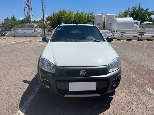 Imagen 8 de 25 de Fiat Strada Working 1.4 Dc (l14). Unica Por Su Estado