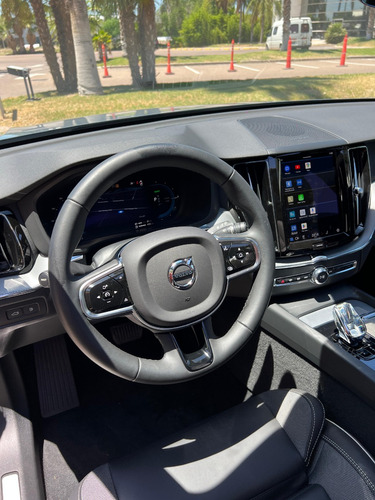 Volvo XC60 ULTIMATE DARK T8