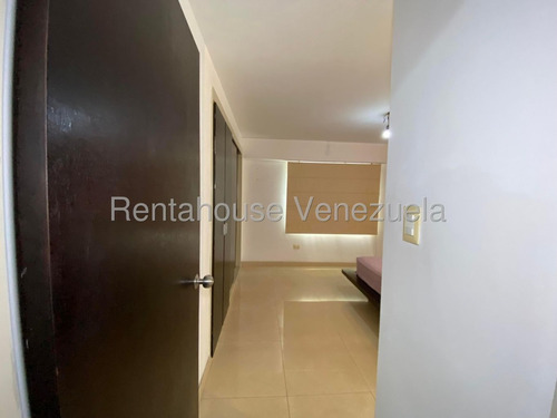 Bello Apartamento En Venta El Bosque Amc