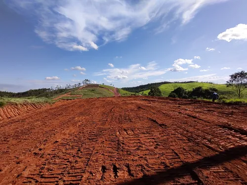 Terraplanagem E Locação De Máquinas 