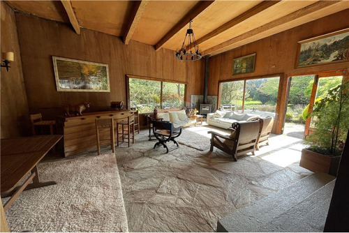 Hermosa Casa En Terreno De 1 Hectárea!! Pto Varas