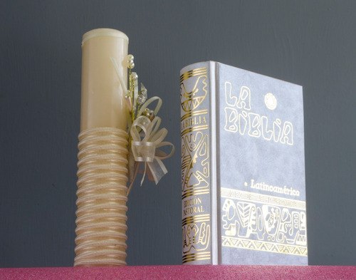 Imagen 2 de 4 de Kit Set Comunión Vela Biblia Rosario Niña Rox Hadas