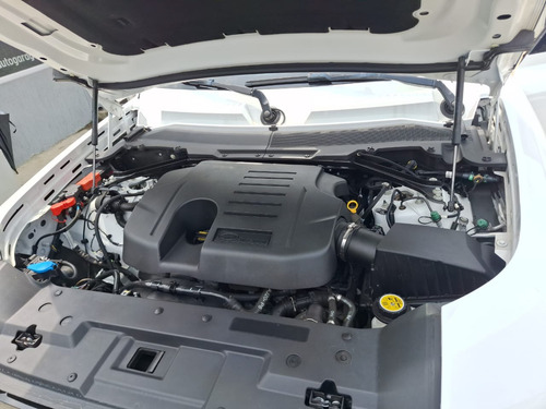Land Rover Defender 2022 P400
