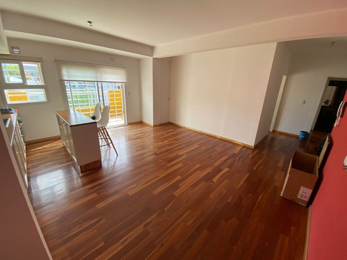 Imagen 5 de 20 de Semipiso En Venta De 3 Amb. Con 2 Cocheras Y Terraza Propia En Ramos Mejia