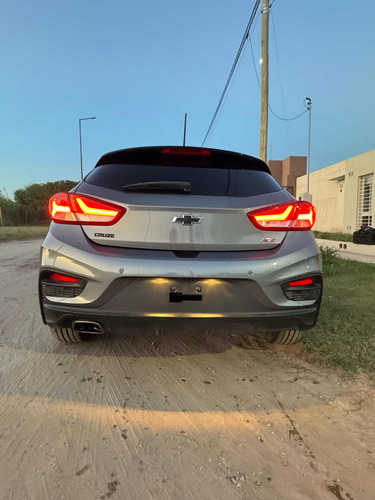 Chevrolet Cruze 5 1.4 Rs At 5 p