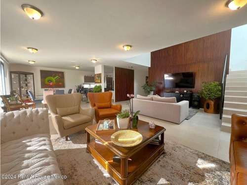 Zibatá Queretaro, Se Vende Casa Con 4 Recamaras Cada Uno Con Baño, Una En Planta Baja, Tiene Cuarto De Servicio Qh243673