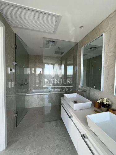 Trump Tower - Piso Alto - 2 Suites