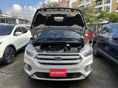 Ford Escape TITANIUM TURBO SEC 2,0 4X4