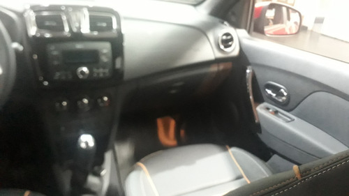 Renault Stepway Zen 1.6v Car One!!! (ma)