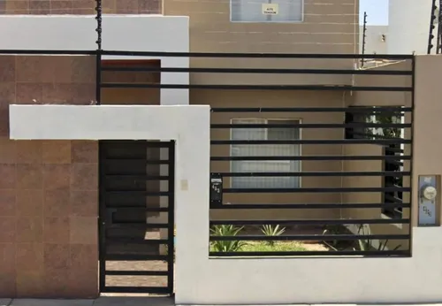 Casa En Remate Bancario En Mexicali Jcl2