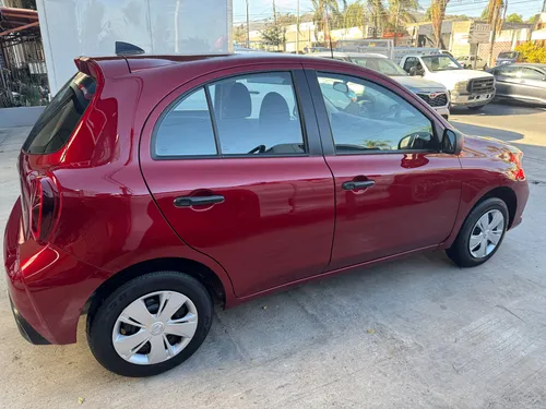 Nissan March 5p Sense L4/1.6 Aut