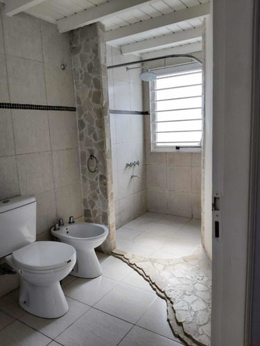 Imagen 8 de 14 de Hermoso Duplex En Excelente Zona!