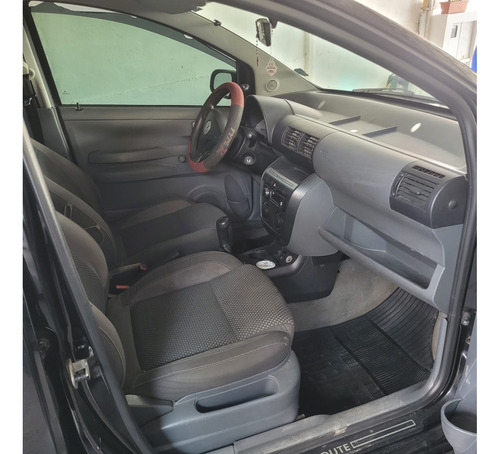 Volkswagen Fox 1.0 MI ROUTE 8V FLEX 4P MANUAL