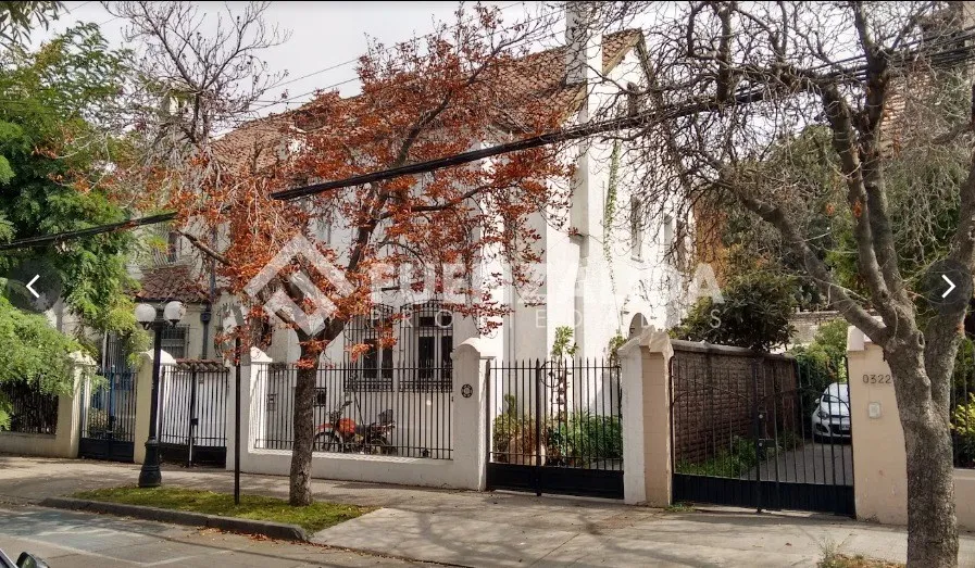 Imagen 2 de 30 de Casa En Venta De 5 Dorm. 6 Baños En Providencia Uf 16.000.