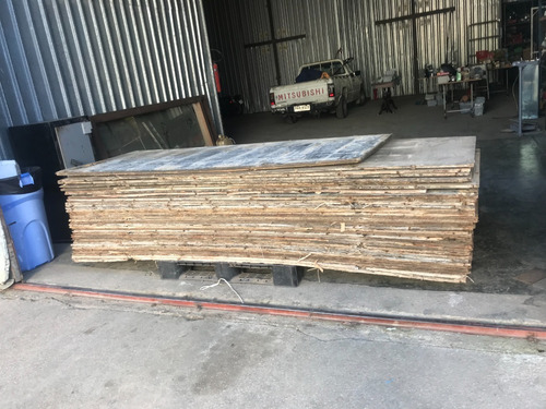 Imagen 4 de 4 de Chapon Fenolico Plstificado Ideal Planchada Vendo O Alquilo